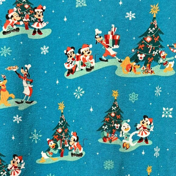 Disney Christmas Pajama Set – Women’s Size 1X – 2-Piece Holiday Sleepwear - Picture 3 of 5
